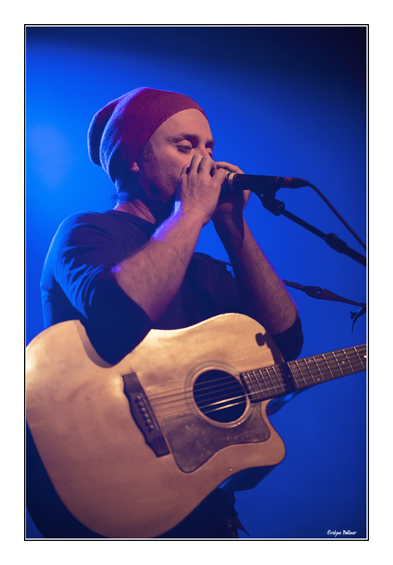 http://eveball.free.fr/concerts/john%20carrie/photos/john_carrie_4526.jpg